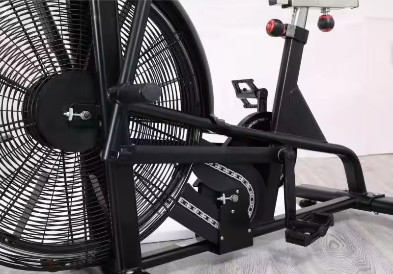 Vélo d'exercice commercial à a - Sports Equipment For Sale avis et prix