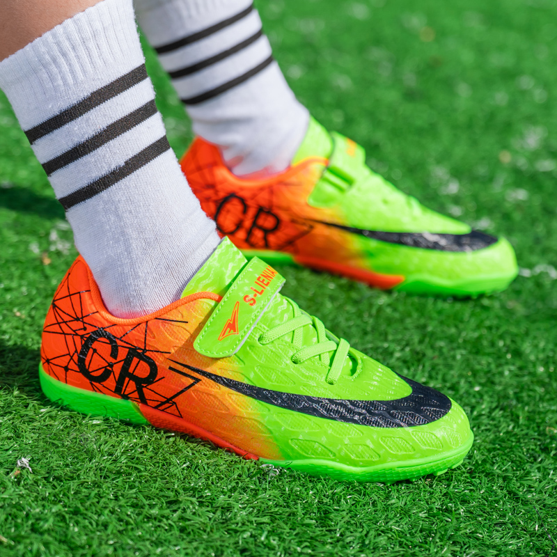 Chaussures de Football de Spor - Sports Equipment For Boys avis et prix