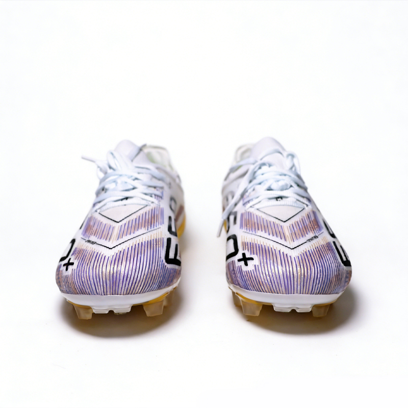 Chaussures de football à lacet - Sports Equipment For Boys avis et prix