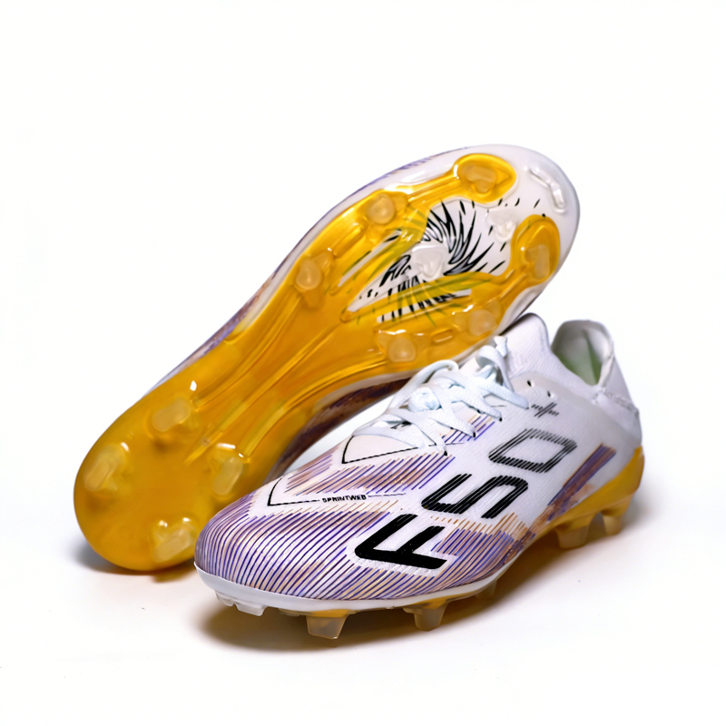 Chaussures de football à lacet - Sports Equipment For Boys avis et prix